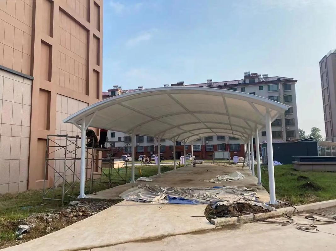 车棚定做厂家怎么挑？看准这三点，既省钱又耐用还不踩坑